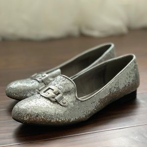 Guess flats (brand new) women size US 8.5